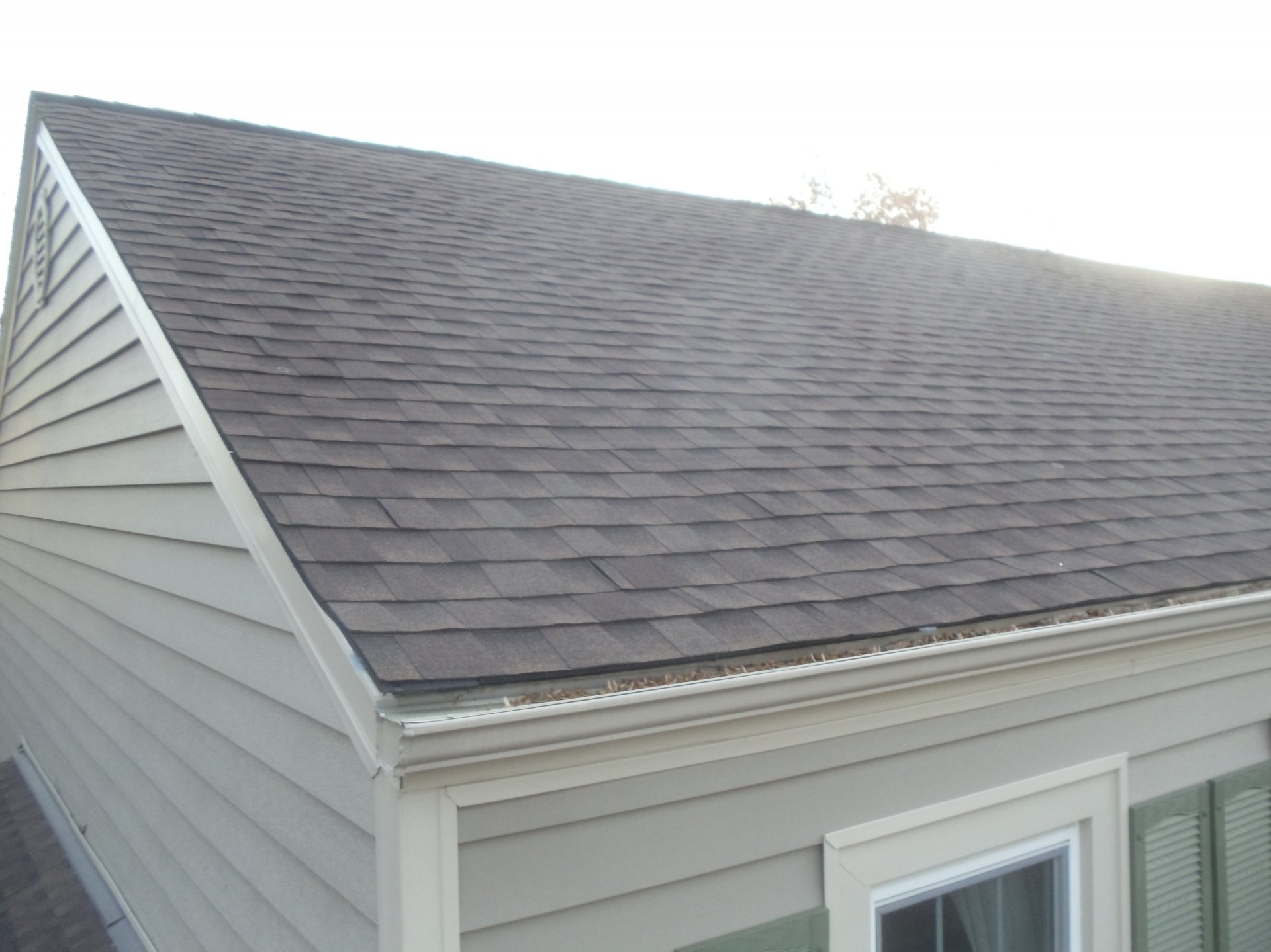 Alside Prodigy Siding In Tuscan Clay GAF Barkwood Shingle Roof