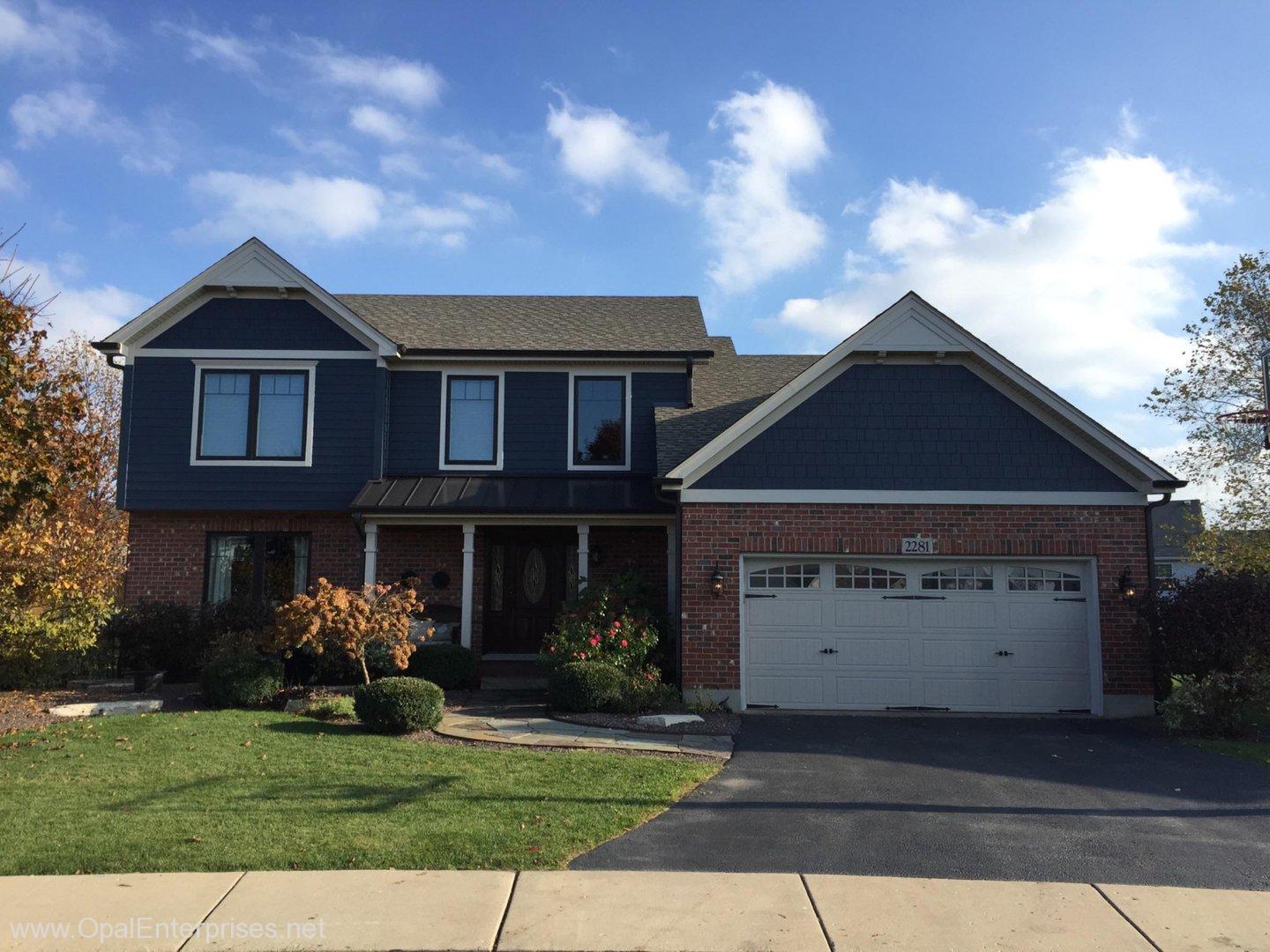 Home renovation in Aurora Illinois with Deep Ocean James Hardie Siding #OpalCurbAppeal